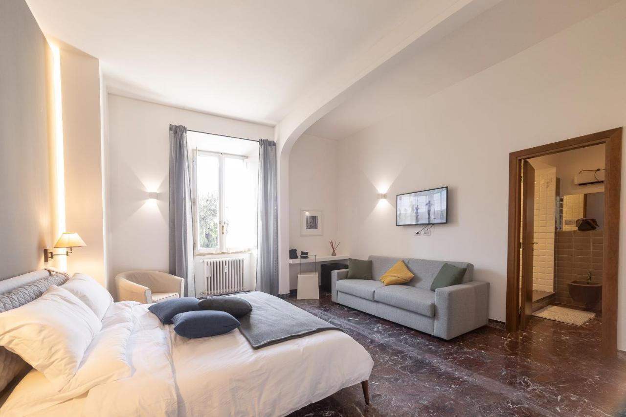 Lombardia40 Luxury Suites Roma Ngoại thất bức ảnh