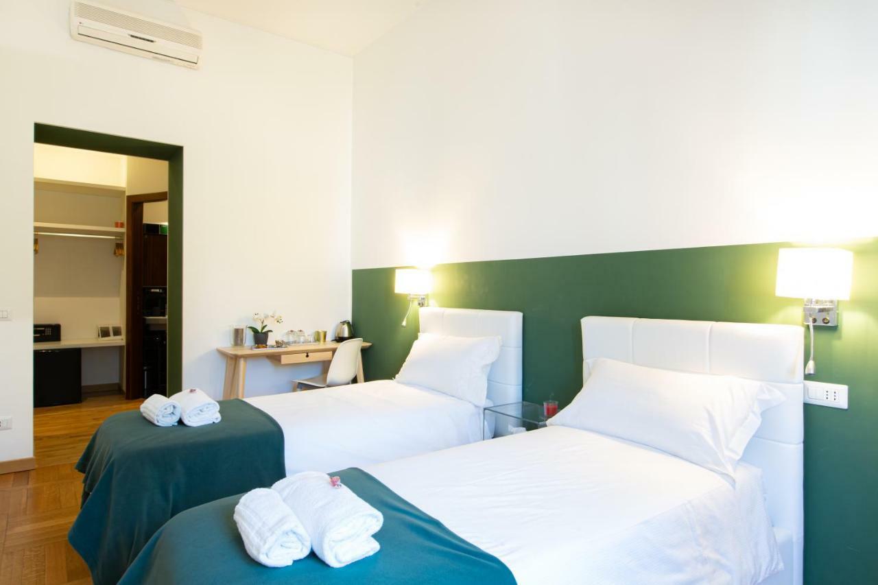 Lombardia40 Luxury Suites Roma Ngoại thất bức ảnh