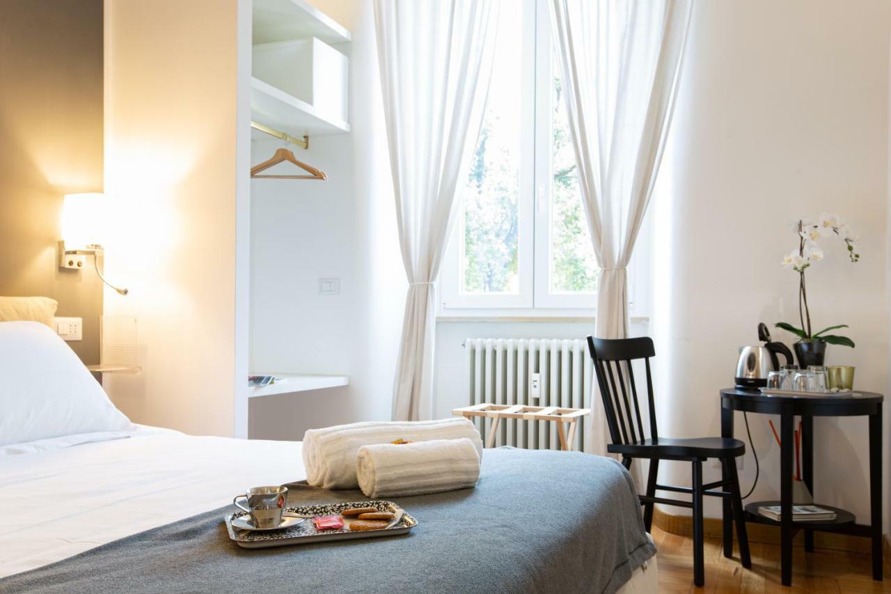 Lombardia40 Luxury Suites Roma Ngoại thất bức ảnh